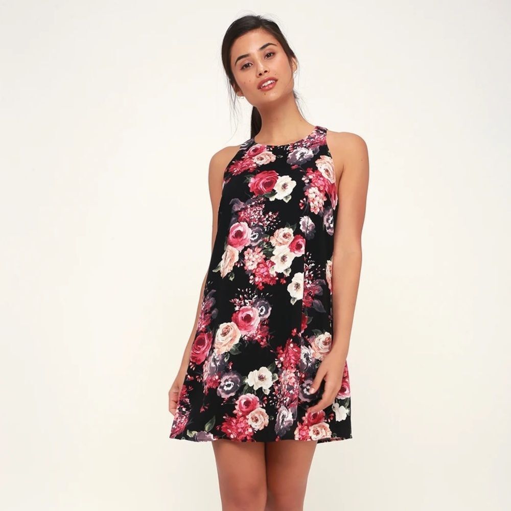 NWOT Lulus Casual Floral Mini Black Dress Size XS